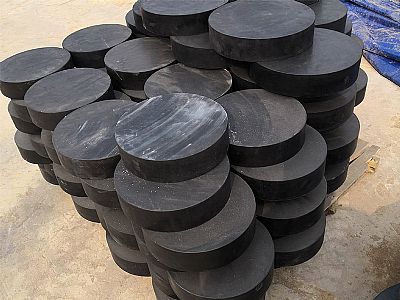 集美区板式橡胶支座由若干层橡胶片与薄钢板经加压硫化